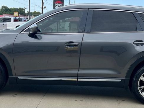 Used 2018 MAZDA CX-9 Signature AWD/4WD image 4