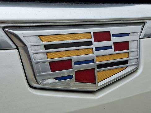 Certified 2023 Cadillac Escalade ESV Premium Luxury image 37