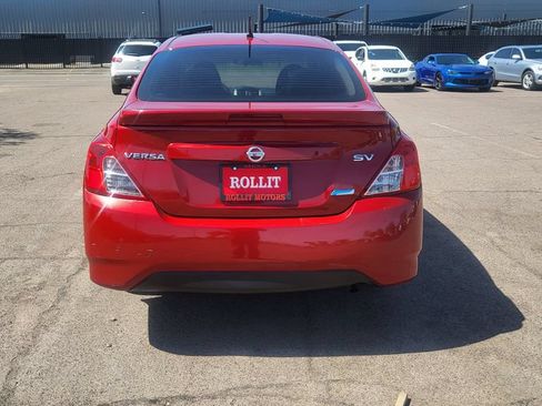 Used 2015 Nissan Versa SV FWD image 7