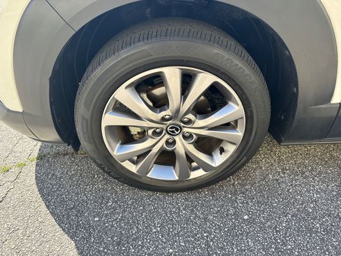 Used 2021 MAZDA CX-30 FWD 2.5 S w/ Premium Package image 11