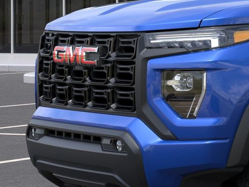 New 2026 GMC Canyon Elevation w/ Convenience Package RWD image 37