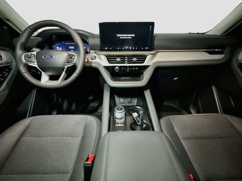 New 2026 Ford Explorer Active AWD/4WD image 9