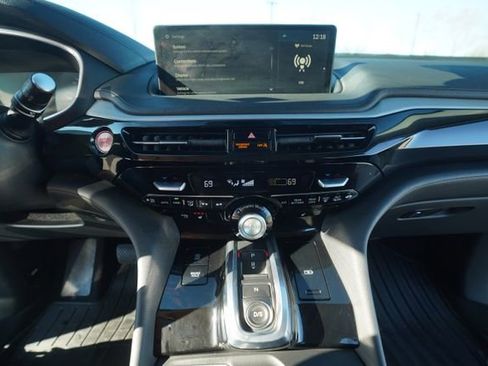 Used 2023 Acura MDX SH-AWD image 30