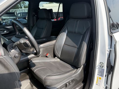 Used 2021 Chevrolet Tahoe RST w/ Luxury Package RWD image 7