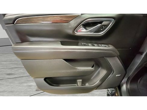 Used 2021 Chevrolet Tahoe Z71 w/ Rear Media and Nav Package AWD/4WD image 10