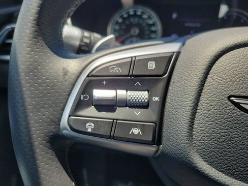 Certified 2026 Genesis G70 2.5T RWD image 20