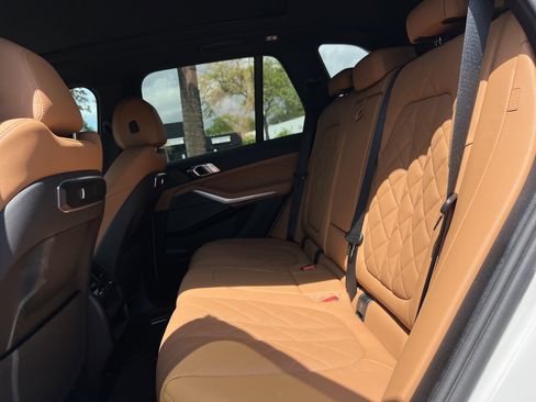 Certified 2024 BMW X5 xDrive40i w/ Premium Package image 31