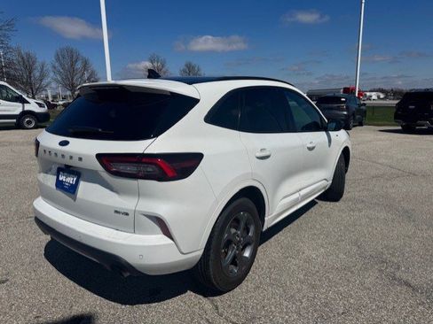 Used 2023 Ford Escape ST-Line w/ Tech Pack #1 image 8