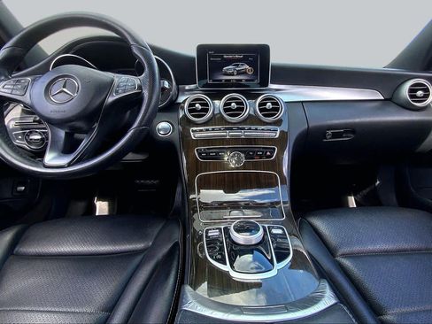 Used 2018 Mercedes-Benz C 300 Sedan w/ Premium Package image 15