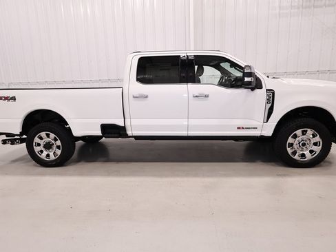 New 2027 Ford F350 King Ranch w/ Chrome Package AWD/4WD image 2