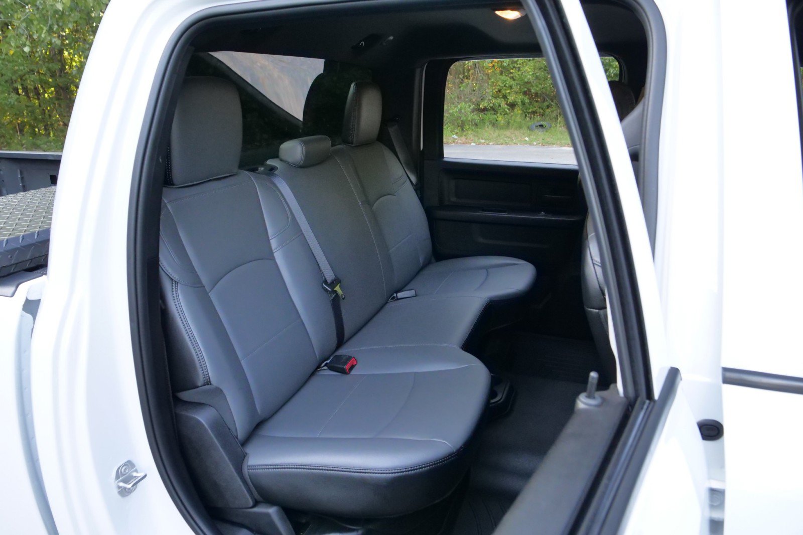 Used 2023 RAM 3500 Tradesman w/ Chrome Appearance Group AWD/4WD image 44