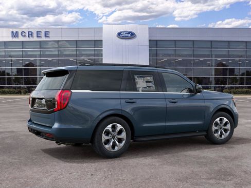New 2027 Ford Expedition Active RWD image 6