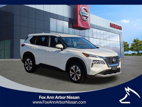 Certified 2023 Nissan Rogue SV image 7