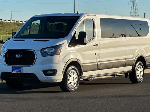 Used 2023 Ford Transit 350 XLT image 7