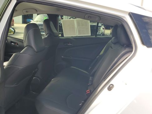 Used 2021 Toyota Prius Prime XLE image 13