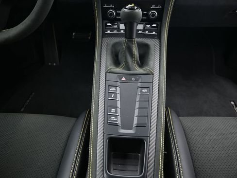 Certified 2025 Porsche 718 Cayman GT4 RS RWD image 8