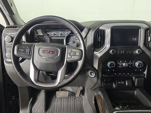 Used 2022 GMC Sierra 1500 Elevation image 11