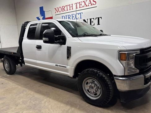Used 2022 Ford F250 XL w/ Power Equipment Group image 3