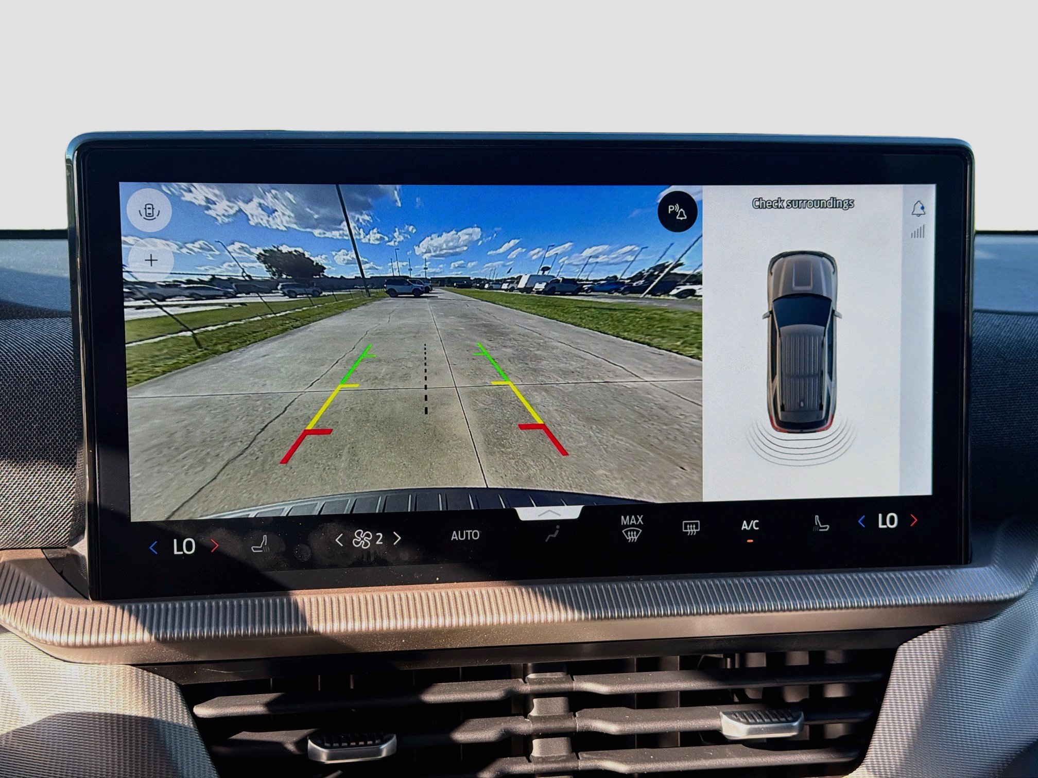 New 2027 Ford Explorer Active RWD image 8