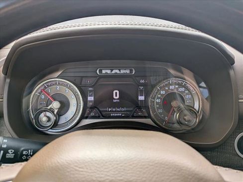 Used 2019 RAM 1500 Limited w/ Off Road Group image 11