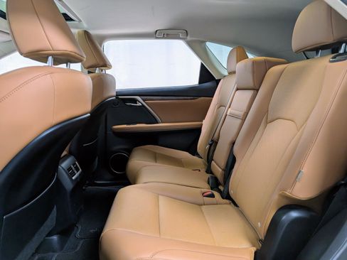 Used 2022 Lexus RX 350L FWD w/ Premium Package image 17