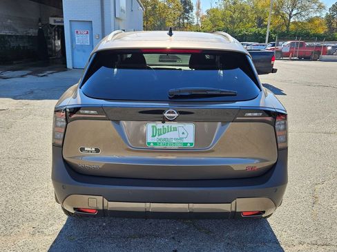 New 2026 Nissan Kicks SR FWD image 8