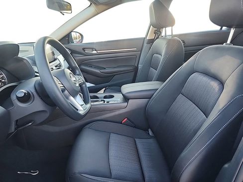 New 2026 Nissan Altima 2.5 SV AWD/4WD image 12