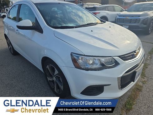 Used 2020 Chevrolet Sonic Premier FWD image 10