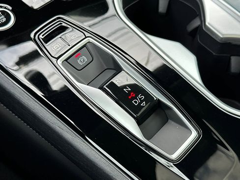 New 2026 Audi A6 Premium Plus AWD/4WD image 21