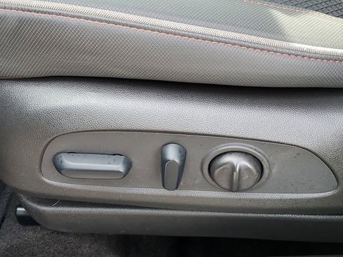 Certified 2023 Chevrolet TrailBlazer RS w/ Convenience Package image 17