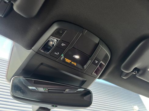 Certified 2021 Porsche 911 Carrera image 31