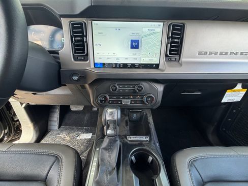 New 2025 Ford Bronco Outer Banks image 20