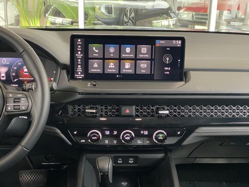 Used 2025 Honda Accord EX-L image 26