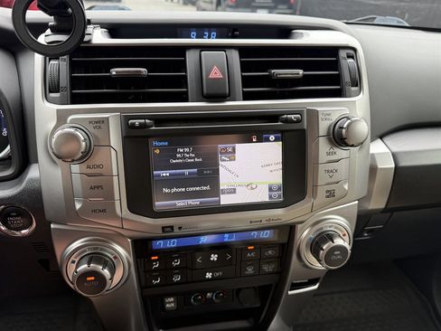 Used 2016 Toyota 4Runner Limited AWD/4WD image 15