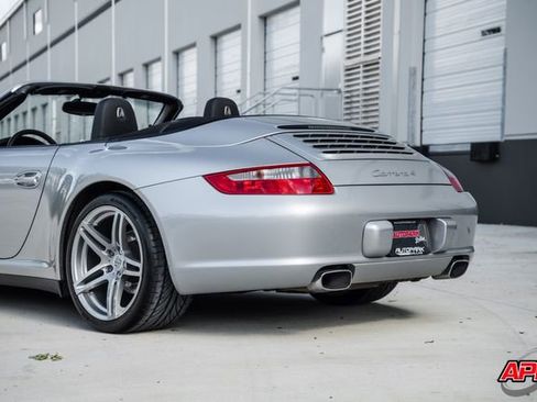 Used 2006 Porsche 911 Carrera 4 image 41
