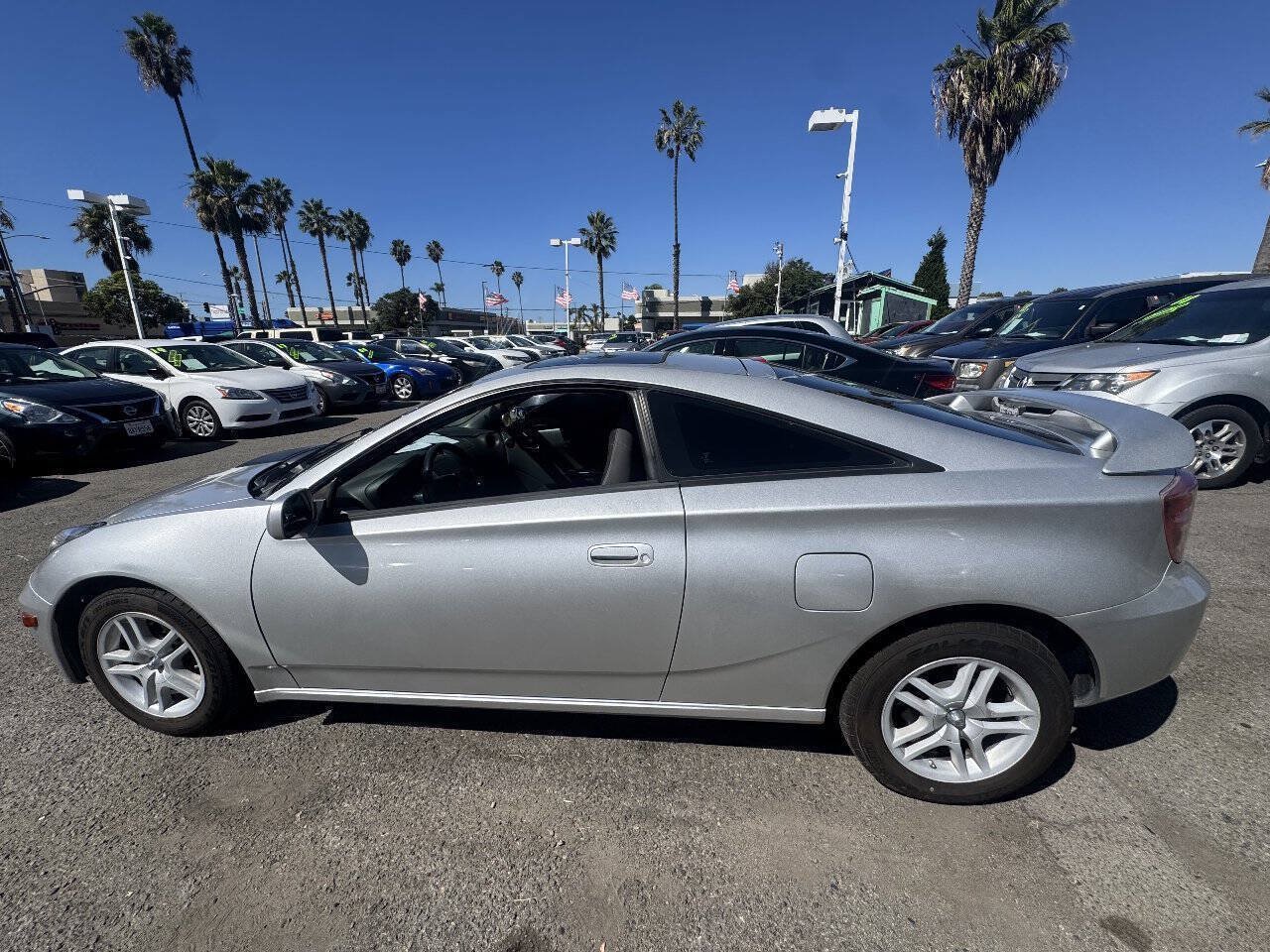 Used 2002 Toyota Celica GT w/ Upgrade Value Pkg FWD image 8