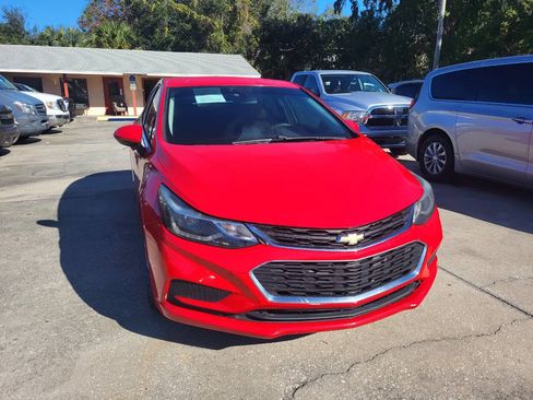 Used 2018 Chevrolet Cruze LT w/ LT Fleet Convenience Package FWD image 7