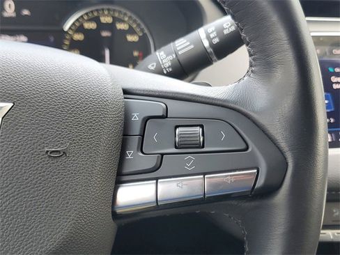 Certified 2023 Cadillac XT4 Premium Luxury image 23