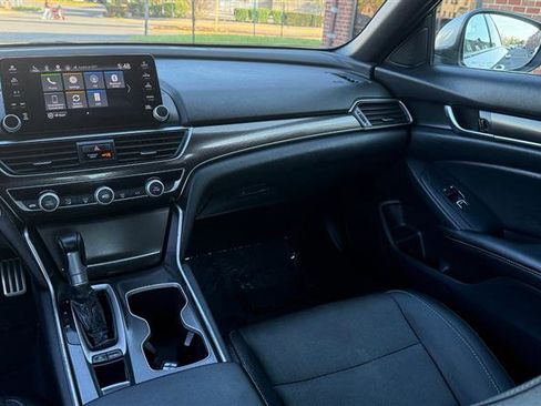 Used 2020 Honda Accord Sport image 26