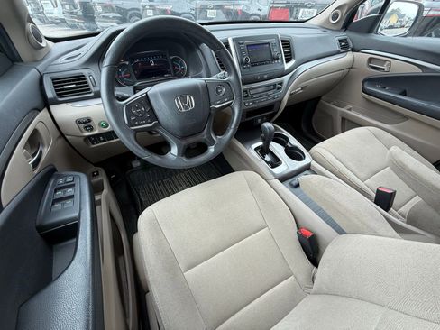 Used 2019 Honda Pilot LX image 12