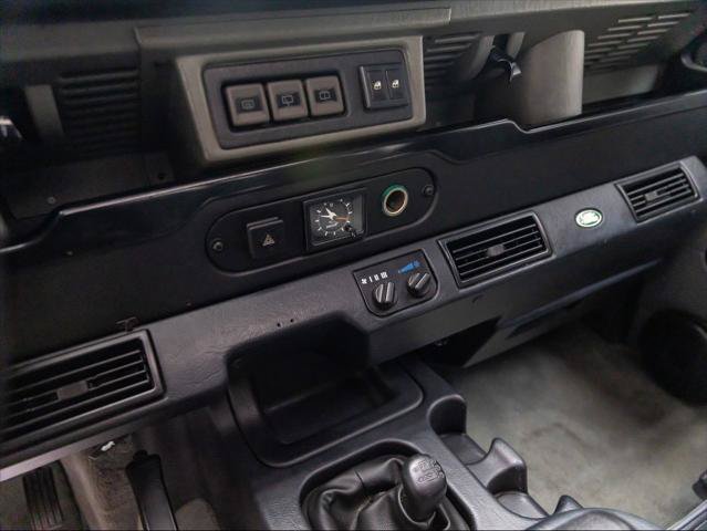 Used 1997 Land Rover Defender 90 AWD/4WD image 24