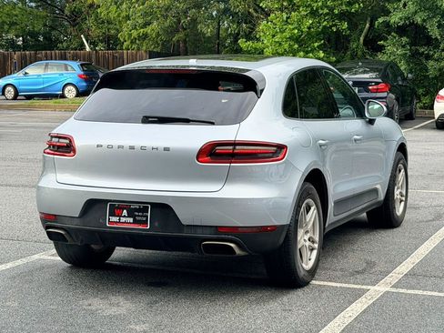 Used 2017 Porsche Macan AWD/4WD image 5