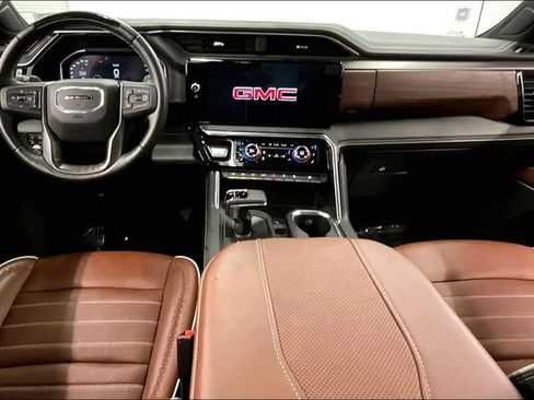 Used 2024 GMC Sierra 1500 Denali Ultimate AWD/4WD image 19
