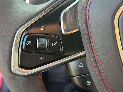 Used 2022 Chevrolet Corvette Stingray Premium Cpe w/ Z51 Performance Package RWD image 20