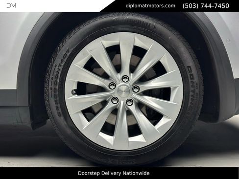 Used 2016 Tesla Model X 75D image 35