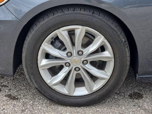 Certified 2021 Chevrolet Malibu LT FWD image 32