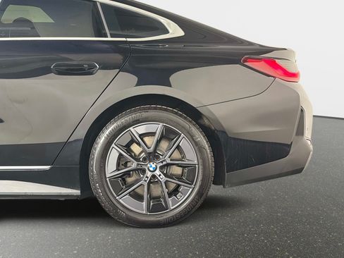 Used 2025 BMW i4 eDrive40 RWD image 15