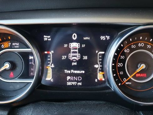 Used 2020 Jeep Wrangler Unlimited Sahara AWD/4WD image 42
