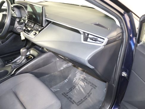 Used 2024 Toyota Corolla LE image 39