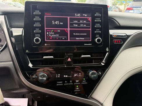 Used 2024 Toyota Camry LE FWD image 13